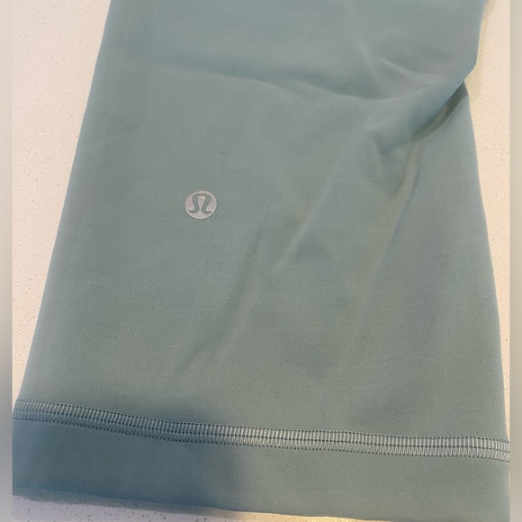Lululemon Cropped Leggings - Size 14 - Picture 4 of 5